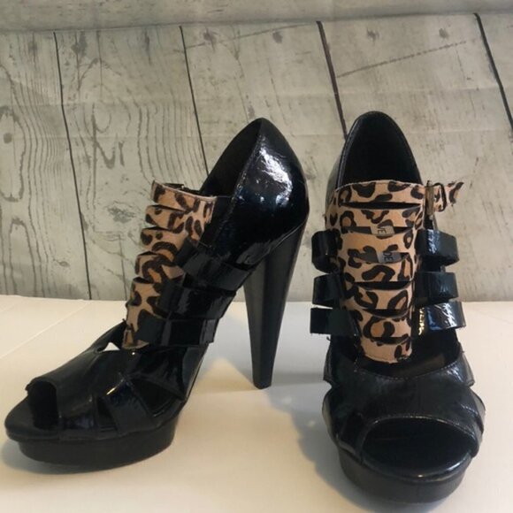 Steve Madden Heels Leopard Party Heels 7.5 Adjustable - Picture 2 of 7